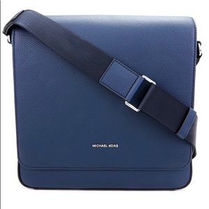 Michael Kors NWT Navy Cooper Messenger Bag